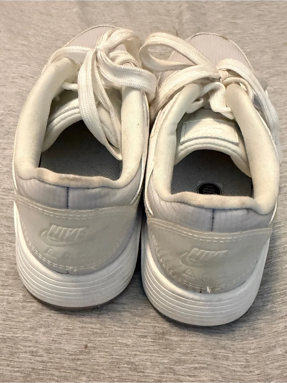 Nike Air Max Women’s White Shoes - Picture 4 of 4